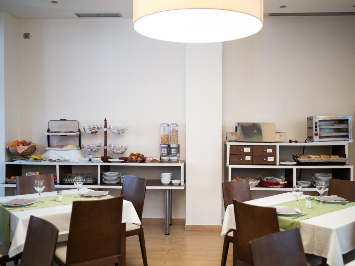 Hotel Quino 과다마르델세게라 외부 사진