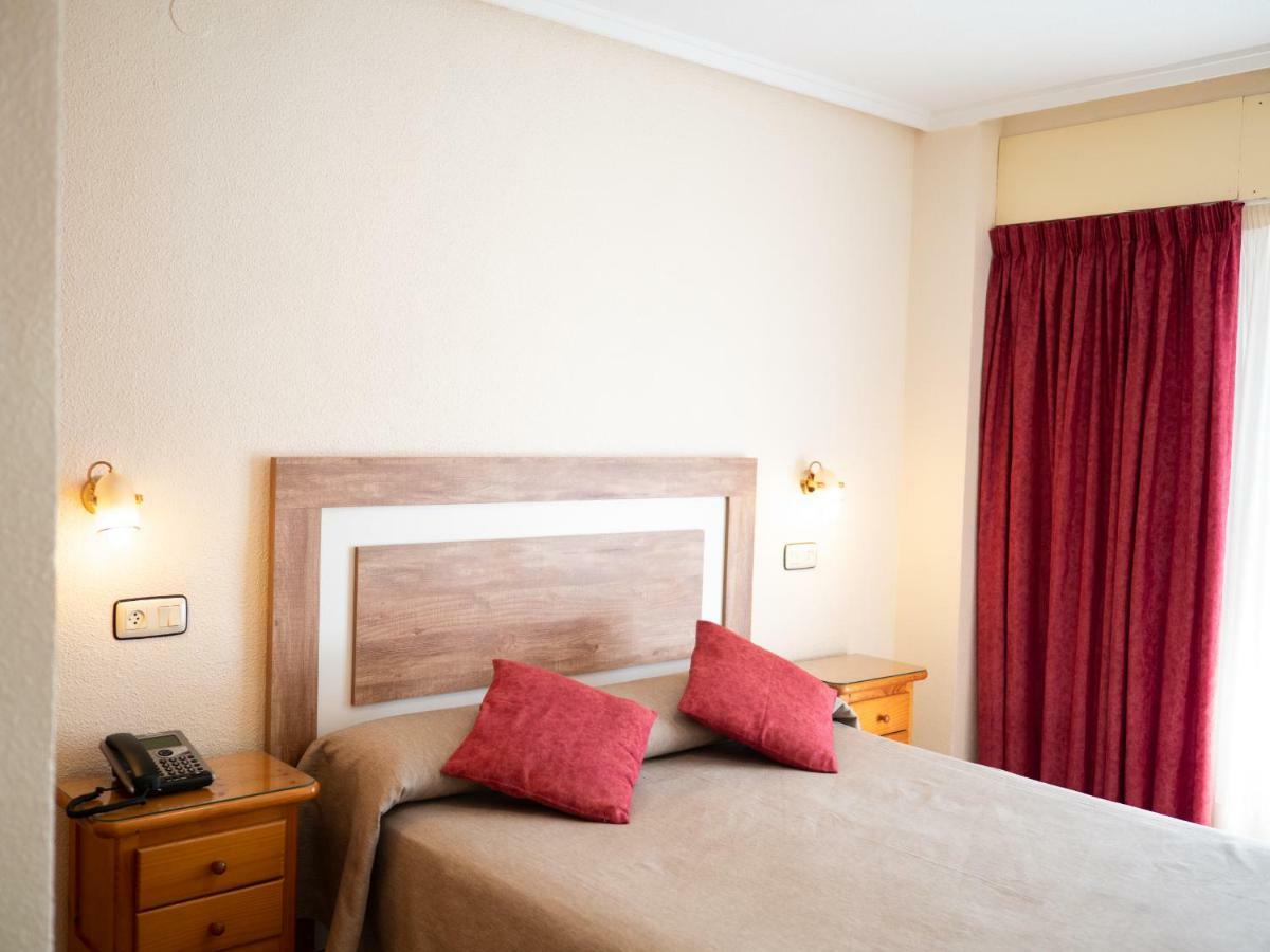 Hotel Quino 과다마르델세게라 외부 사진